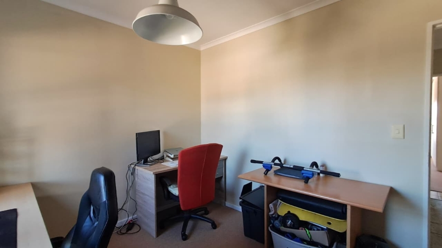 To Let 2 Bedroom Property for Rent in Century City Western Cape